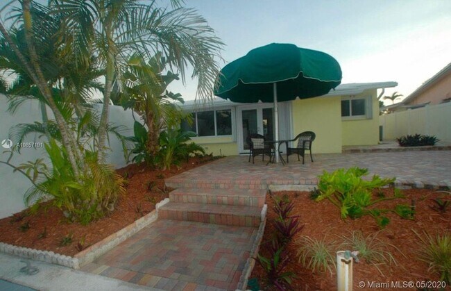 Foto del edificio - 1017 SW 12th Ct