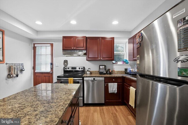 Foto del edificio - 2623 Emerald St