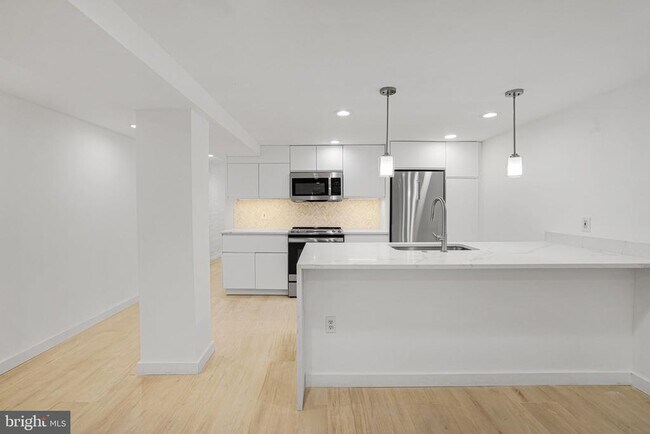Foto del edificio - 1230 Irving St NW