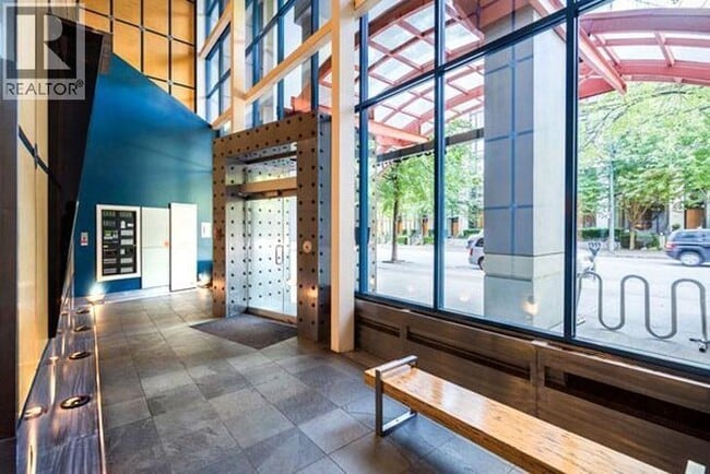 Photo du bâtiment - 1238 Seymour St