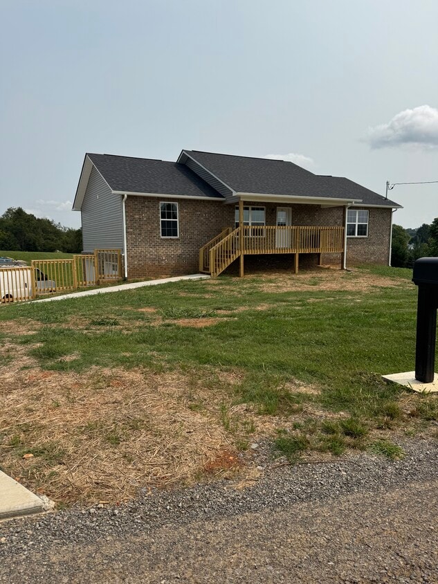 Primary Photo - 878 Forgety Rd