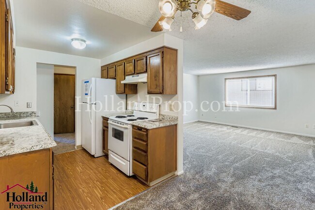 Foto del edificio - Lapine 20787/20789-WT Investment Propertie...
