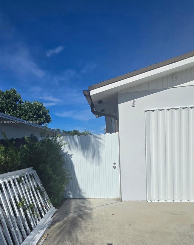 Foto del edificio - 19733 SW 119th Ct
