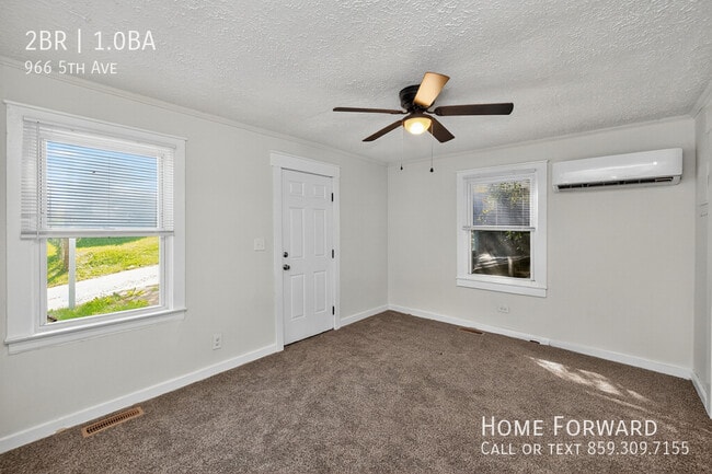 Building Photo - 966 5th Ave