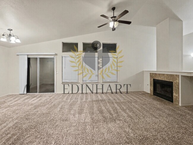 Foto del edificio - 2282 E Decatur Ave