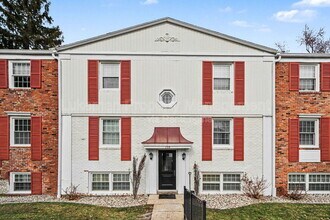 Building Photo - 728 Garland Cir