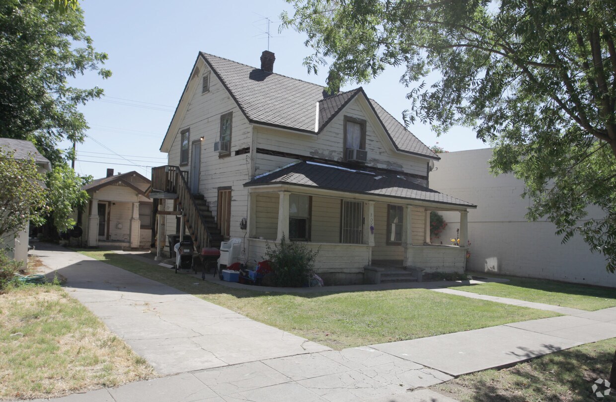 Foto principal - 810 6th St