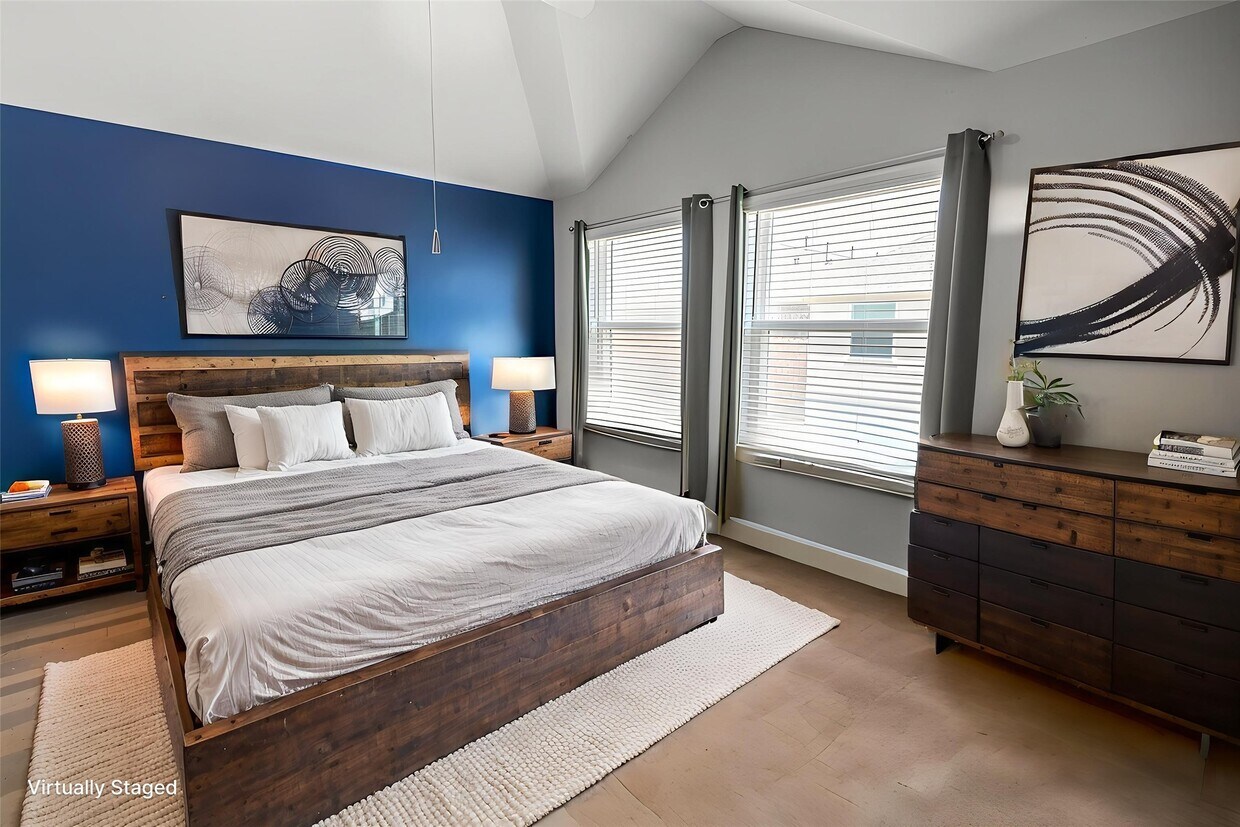 Foto principal - 8705 Bryam St