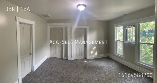 Foto del edificio - 806 Douglas St NW