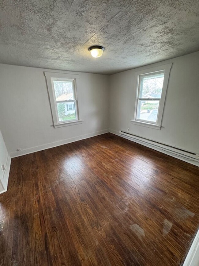 Foto del edificio - 1516 Bayer Ave