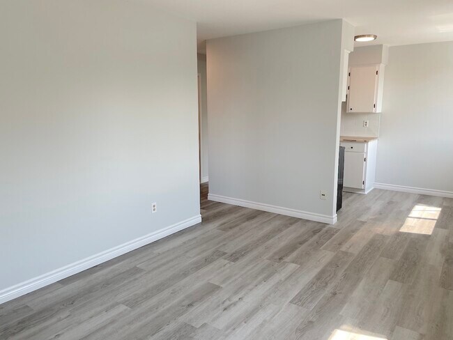 Photo du bâtiment - 471 Tecumseh Rd W