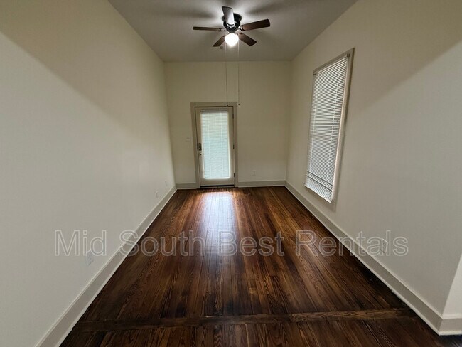 Building Photo - 2072 Cowden Ave