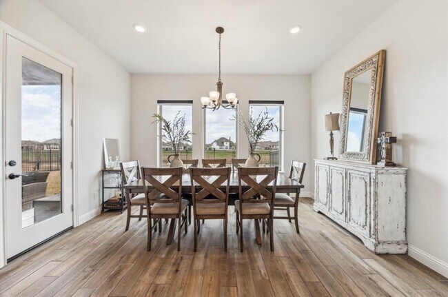 Foto del edificio - 2119 Parker Grove Dr