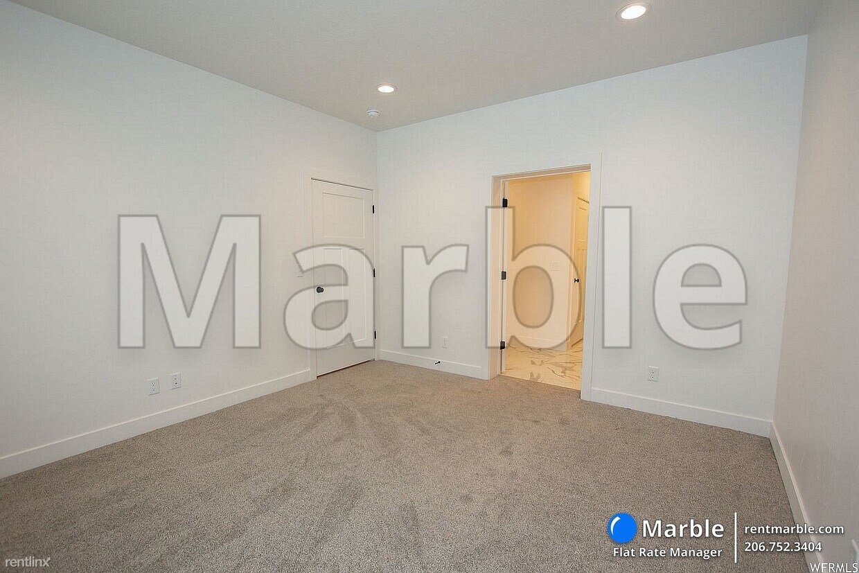 Primary Photo - 2 br, 2 bath Townhome - 822 S 340 E