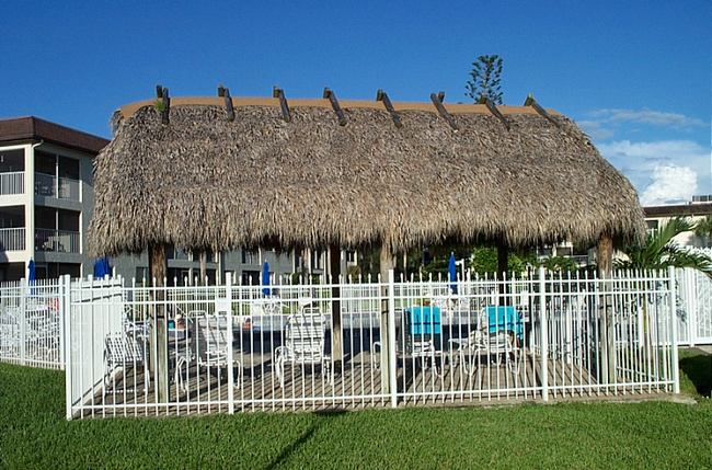 Foto del edificio - 1018 Manatee Rd