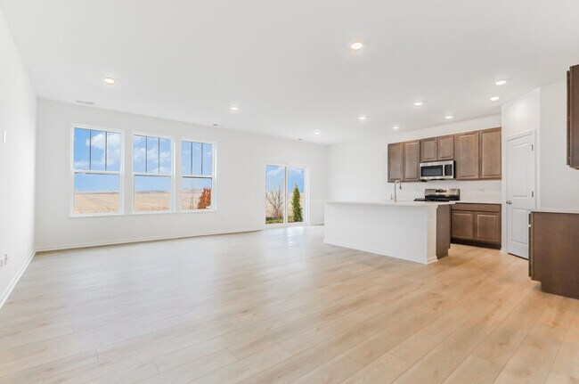 Foto del edificio - 15230 S Hepworth Ct