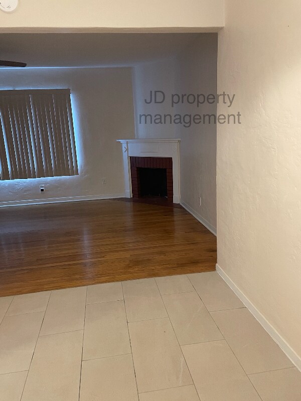 Primary Photo - 1610 Coal Ave SE