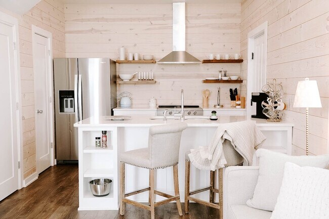 Foto del edificio - 2023 Loretta Parker Lane, Cottage C