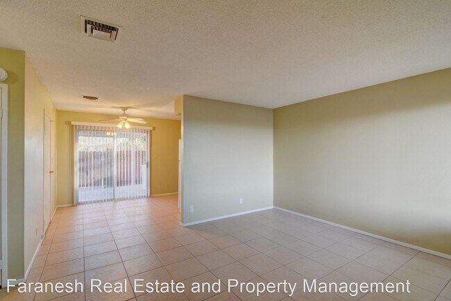 Building Photo - 2 br, 1 bath House - 337 Van Wagenen St