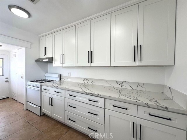 Foto del edificio - 1554 E Woodbury Rd
