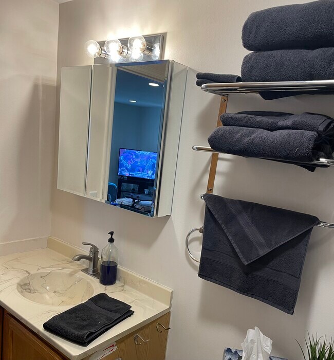 Foto del edificio - 322 Hathaway St