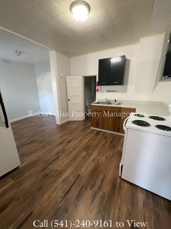 Foto del edificio - 408 SE Byers Ave