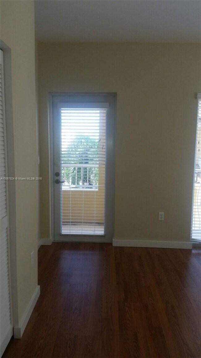 Foto del edificio - 18429 NE 28th Ave