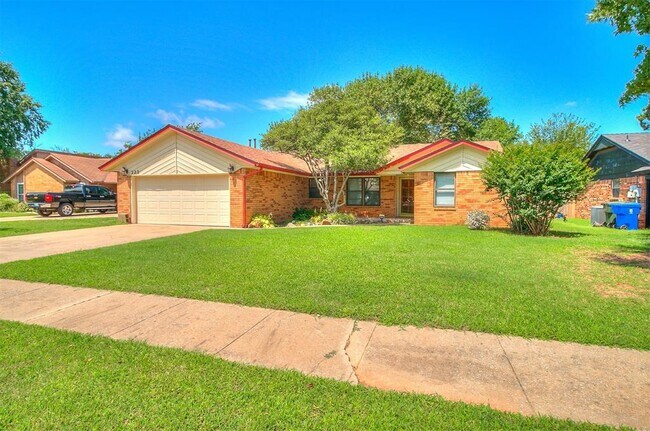 Foto del edificio - 222 Crest Ct