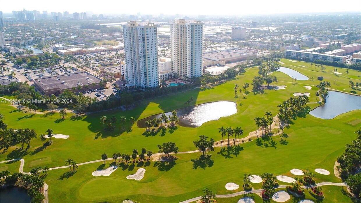 Primary Photo - 1745 E Hallandale Beach Blvd