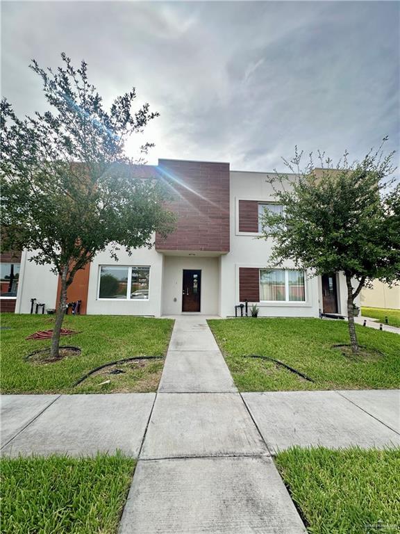 Building Photo - 2316 Harmony Ln