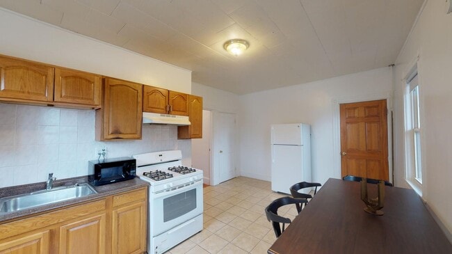 Photo - 6 Roseclair St Apartment