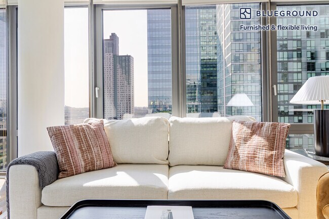 Foto del edificio - 42-10 27th St