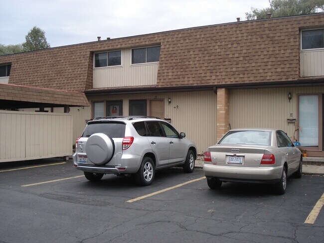 Building Photo - 5217 Cline Rd