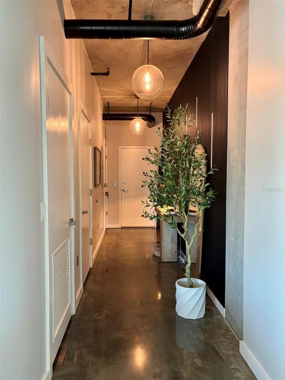 Foto del edificio - 1212 E Whiting St