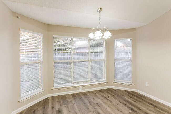 Building Photo - 9163 Bentley Woods Dr