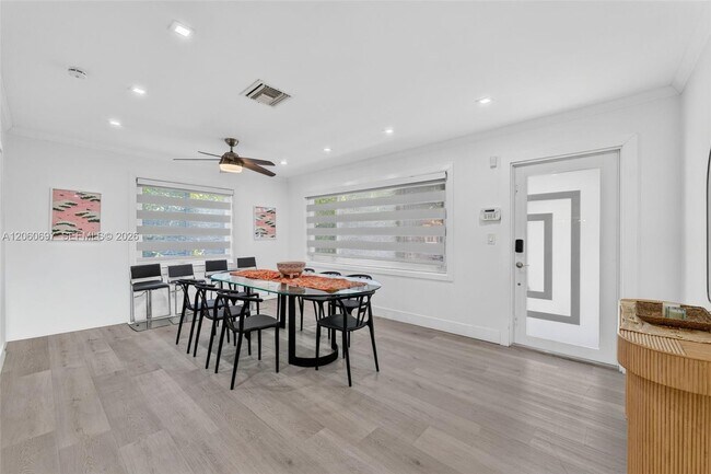 Foto del edificio - 1532 Fletcher St