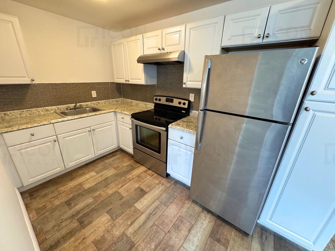 Photo - 207 SE 4th Avenue - West Unit