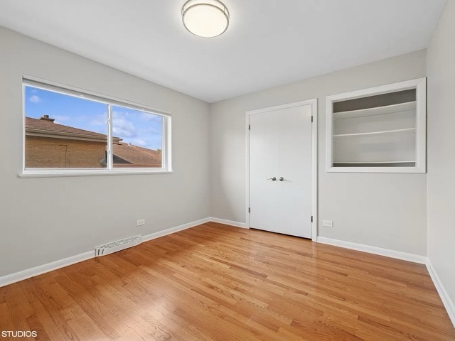 Foto del edificio - 5669 N Kerbs Ave