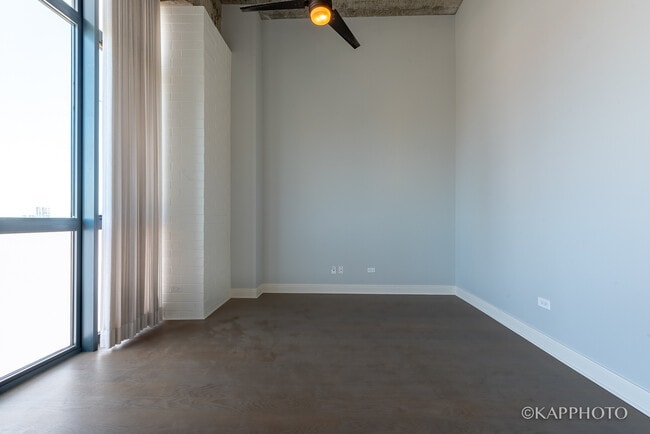 Foto del edificio - 321 S Sangamon St