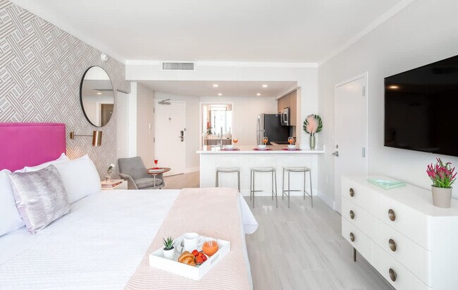 Foto del edificio - 2889 McFarlane Rd