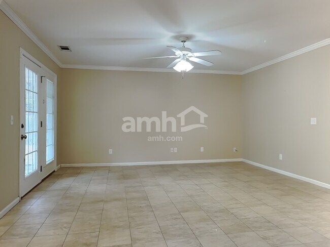 Building Photo - 412 Flint Dr