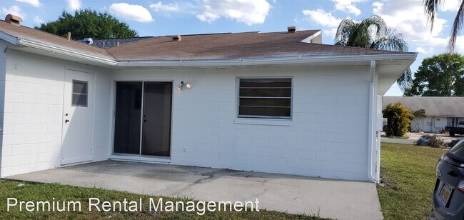 Building Photo - 2 br, 1 bath House - 8037 Parrot Drive