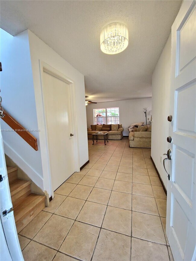 Foto del edificio - 13463 SW 62nd St
