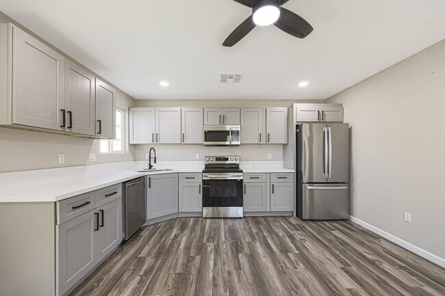 Foto del edificio - 329 N 12th St
