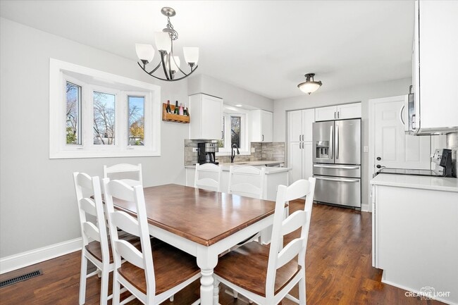 Building Photo - 420 Bridle Ln