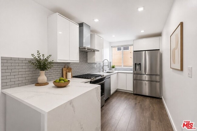 Foto del edificio - 11652 Chenault St