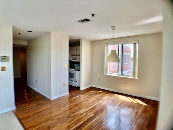 Foto del edificio - 193 Oak St