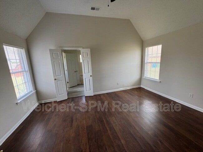 Building Photo - 11260 Memphis Arlington Rd
