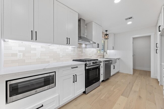 Foto del edificio - 12315 Barryknoll Ln