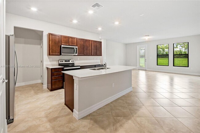 Foto del edificio - 4488 Appleton Cir E